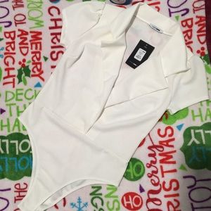 Fashion Nova plunging junpsuit blouse